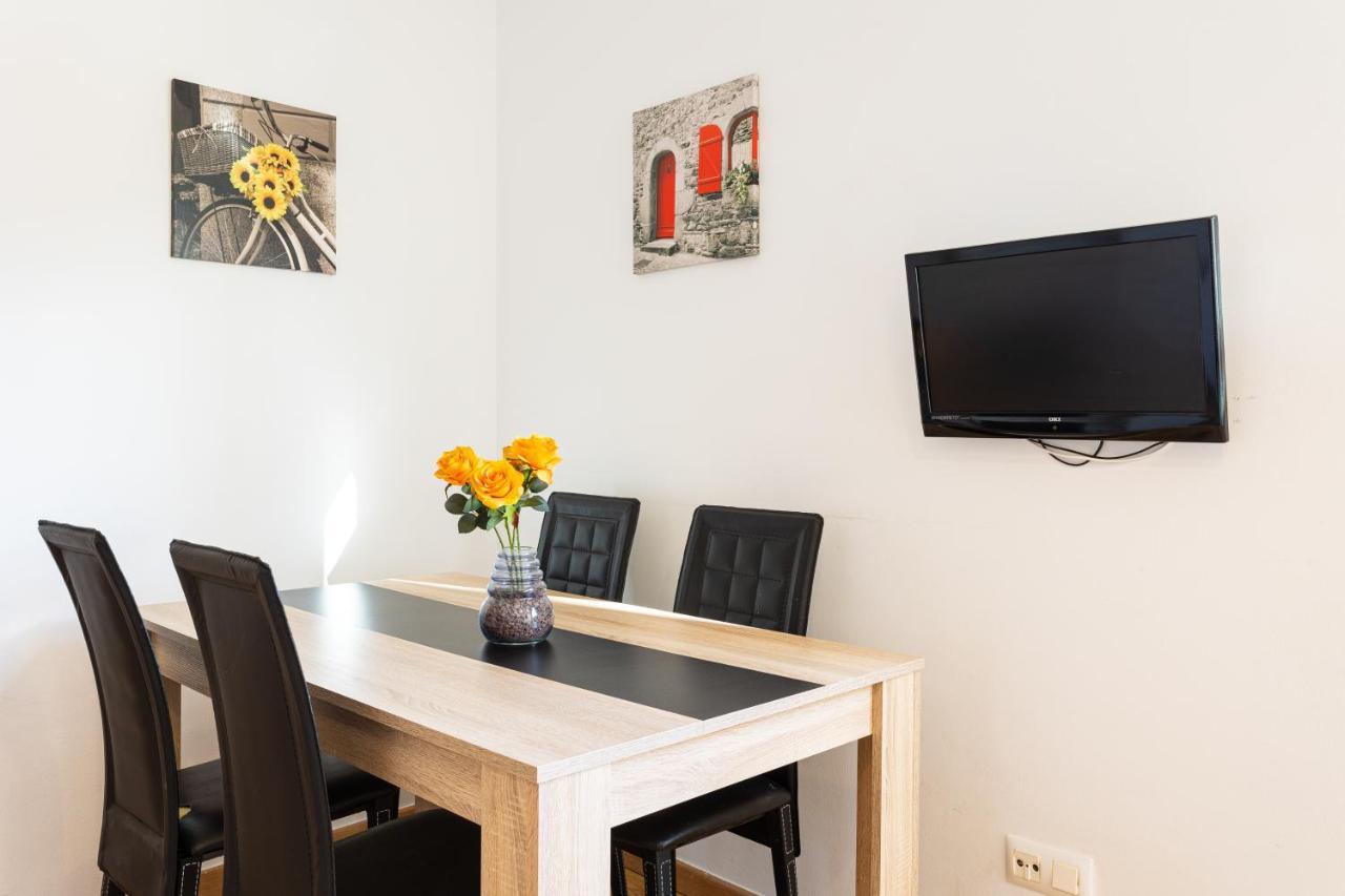 Holidays2Malaga Cruz Verde City Center With Aircon & Wifi Eksteriør bilde